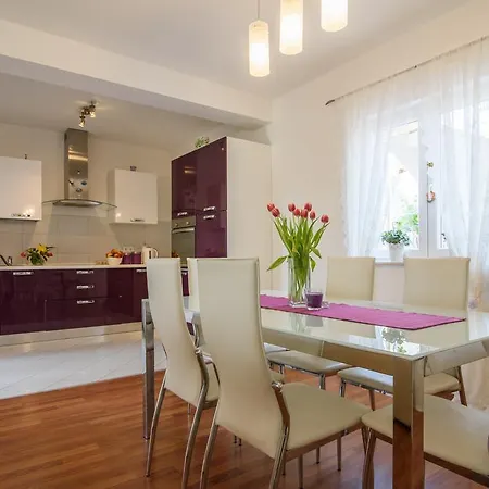 Apartment Apartman Pjerina Trogir